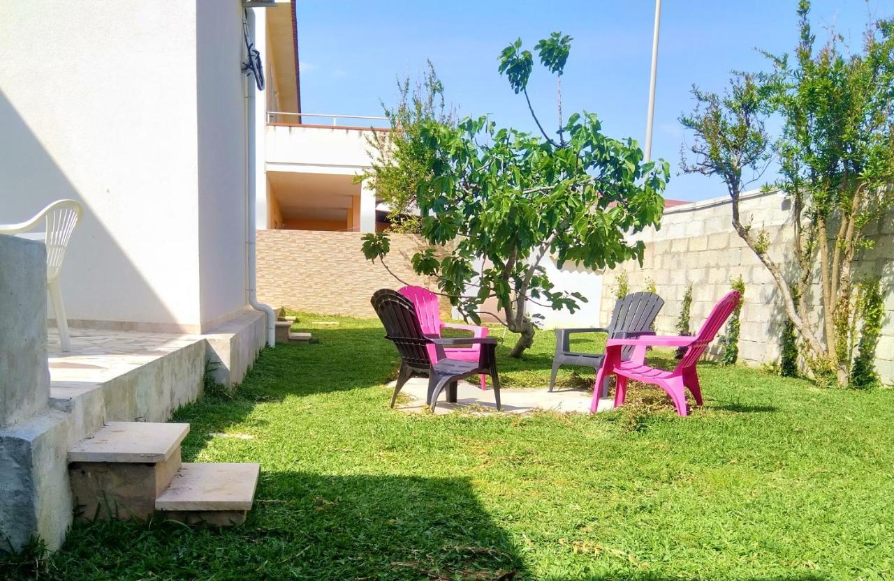 Villa Rosso Corallo Punta Secca Exterior photo